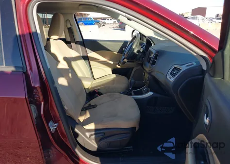 2020 Jeep Compass Sport Fwd z USA, uszkodzony, nr VIN 3C4NJCAB9LT218692